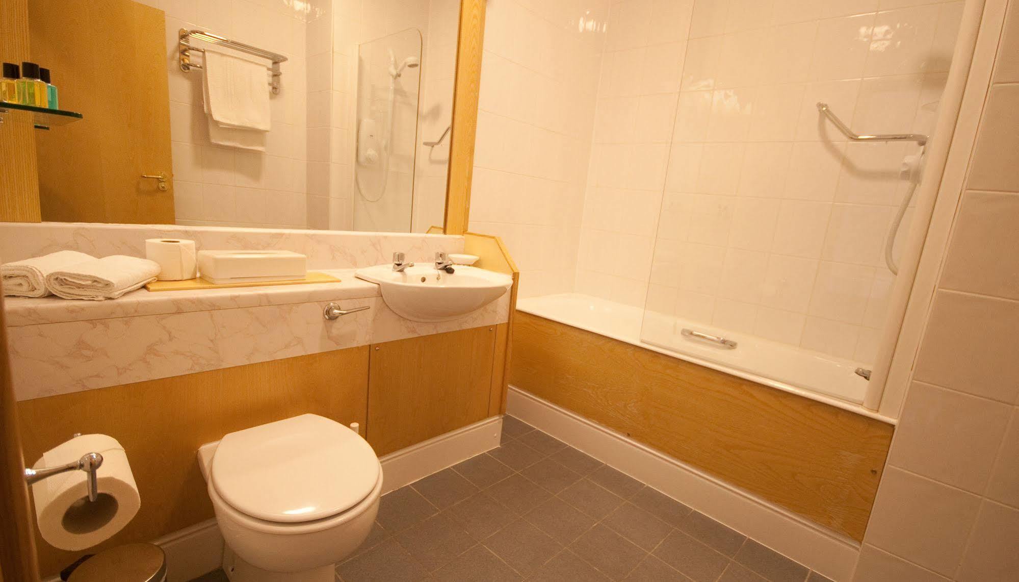 Dublin Airport Manor By Thekeycollections Bed & Breakfast Swords Exterior photo